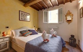Diciotto Apartment By Mamo Florence